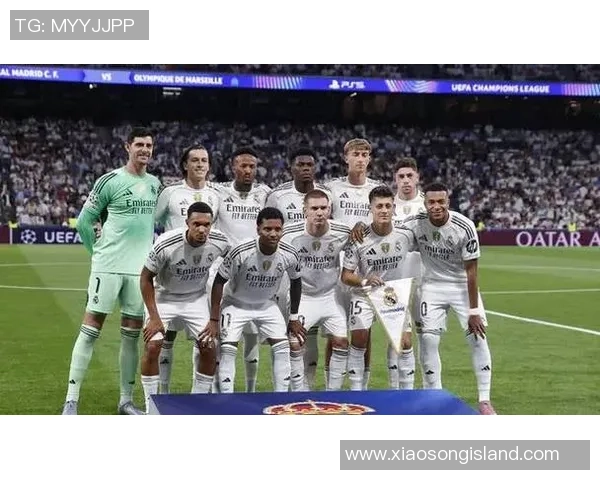 札幌足球球星崭露头角助力球队崛起展现无与伦比的实力与潜力